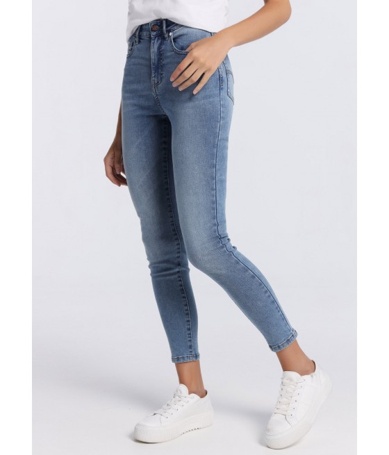 V&LUCCHINO - Jeans | Caja Media - Cheville skinny à taille haute | Taille en pouces
